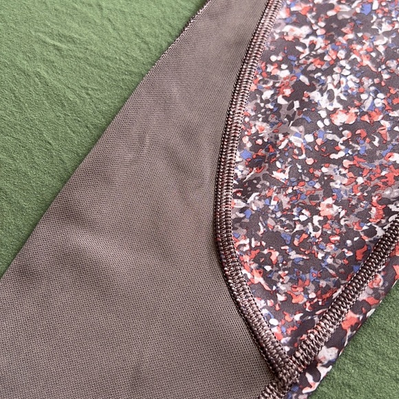 Athleta Rainier Printed Mauve Mesh Tight Leggings - Picture 10 of 13